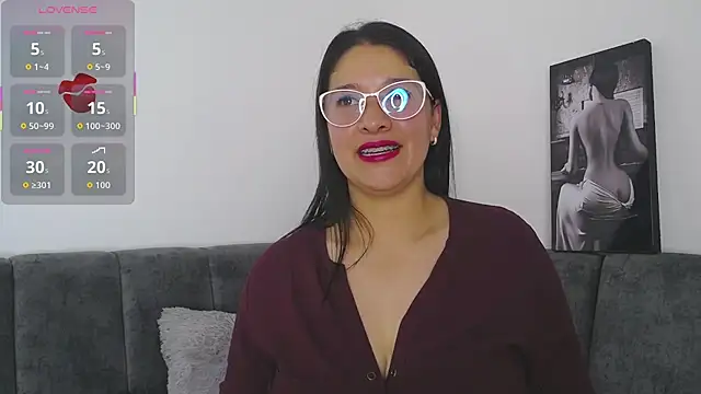 Snapshot of Alana_steel_1 chatting on 5, 5, 2026 Alana steel 1 online show from 5, 5, 2026