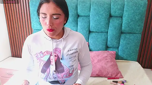 EmilyGala online show from 20, 10, 2025