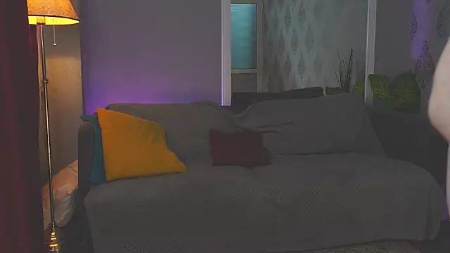 PeachyPixiee online show from 24, 5, 2026