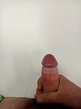 piciupiciu94 online show from 9, 3, 2026