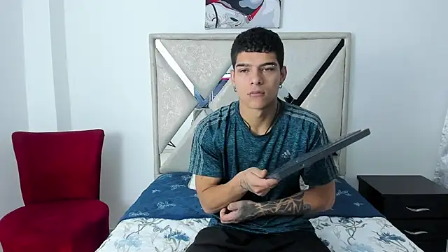 wyatt 3 online show from 15, 12, 2025