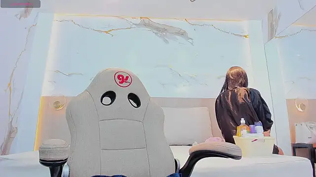 valirya devote online show from 11, 11, 2025