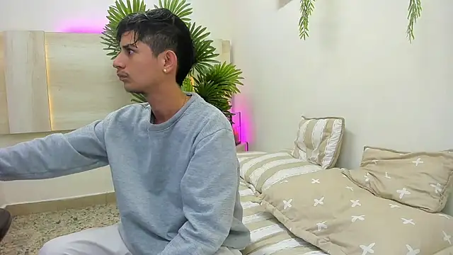 Snapshot of Wicked_Twink chatting on 24, 10, 2025 Wicked Twink online show from 24, 10, 2025