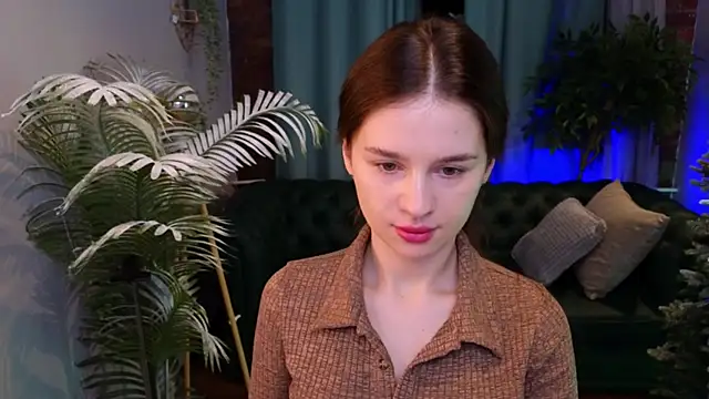 Olivia Farrell online show from 29, 11, 2025