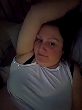 Snapshot of Naughtiness-but-Nice chatting on 3, 10, 2025 Naughtiness-but-Nice online show from 3, 10, 2025