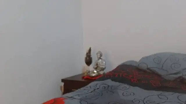 naiaratobon   online show from 14, 2, 2026