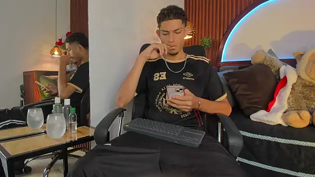 Adonis WB online show from 19, 12, 2025