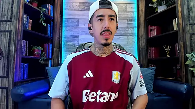 Snapshot of Donovan_Desmond chatting on 9, 1, 2026 Donovan Desmond online show from 9, 1, 2026