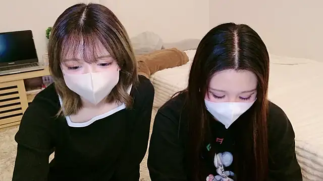 Azusa DoMybest online show from 27, 2, 2026