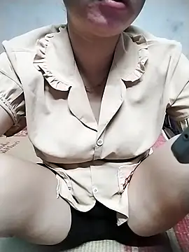 Mie rose online show from 27, 9, 2025