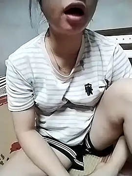 Mie rose online show from 3, 10, 2025