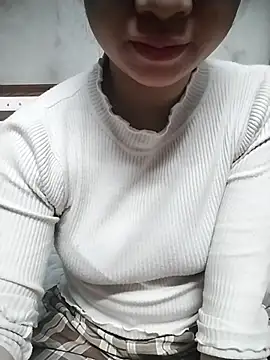 Mie rose online show from 24, 11, 2025