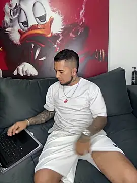 Snapshot of hot_miguel chatting on 23, 9, 2025 hot miguel online show from 23, 9, 2025