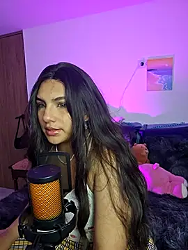 Eve rivers online show from 6, 10, 2025
