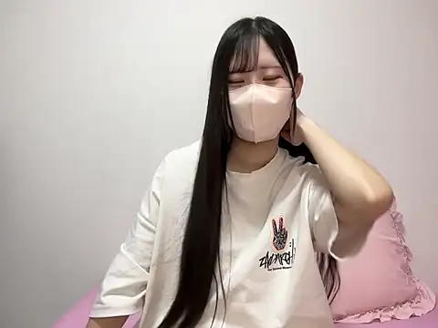 noa uxu online show from 14, 10, 2025