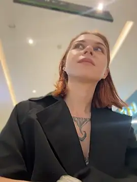 RosieSecret online show from 10, 4, 2026