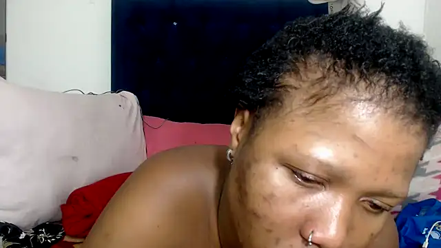 BUNNYCHOWX28 online show from 21, 3, 2026