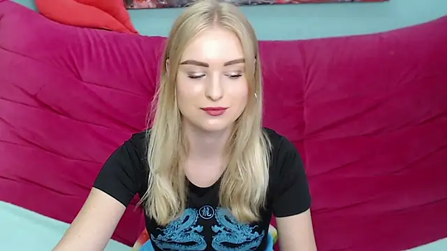 Snapshot of SofySofty chatting on 17, 9, 2025 SofySofty online show from 17, 9, 2025