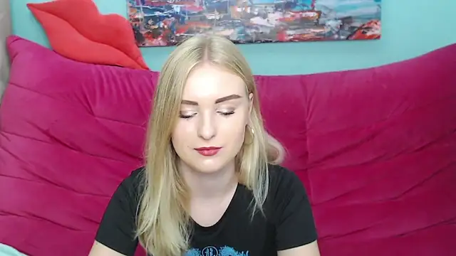 Snapshot of SofySofty chatting on 18, 9, 2025 SofySofty online show from 18, 9, 2025