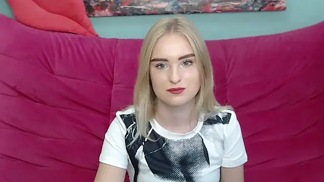 Snapshot of SofySofty chatting on 19, 9, 2025 SofySofty online show from 19, 9, 2025