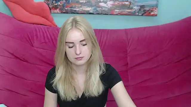 Snapshot of SofySofty chatting on 28, 9, 2025 SofySofty online show from 28, 9, 2025