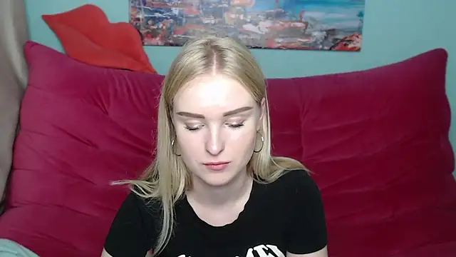 Snapshot of SofySofty chatting on 11, 10, 2025 SofySofty online show from 11, 10, 2025