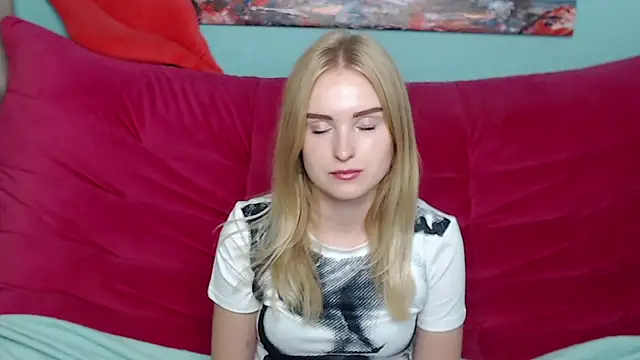 Snapshot of SofySofty chatting on 17, 10, 2025 SofySofty online show from 17, 10, 2025