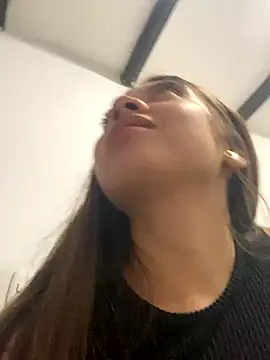 Sara-cooper2 online show from 22, 12, 2025