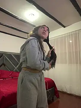 Sara-cooper2 online show from 3, 4, 2026