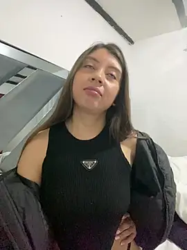 Sara-cooper2 online show from 16, 5, 2026