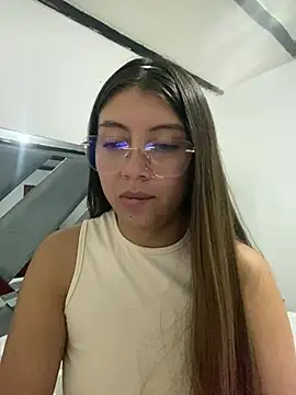 Sara-cooper2 online show from 16, 7, 2026