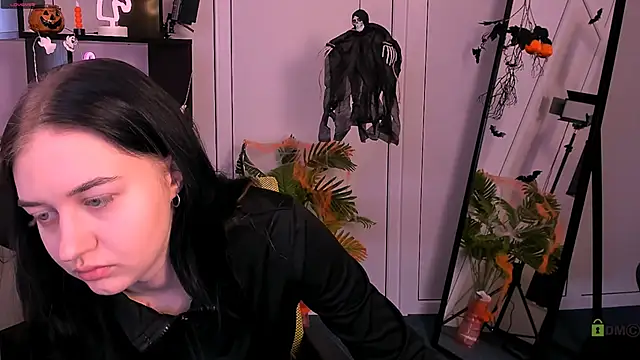 rose style online show from 1, 11, 2025