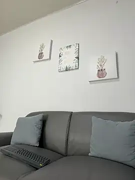 blackbullger  online show from 10, 10, 2025