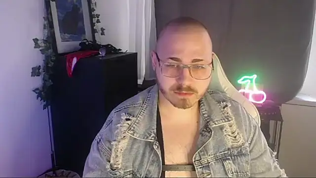 Snapshot of FabianKinky chatting on 23, 9, 2025 FabianKinky online show from 23, 9, 2025