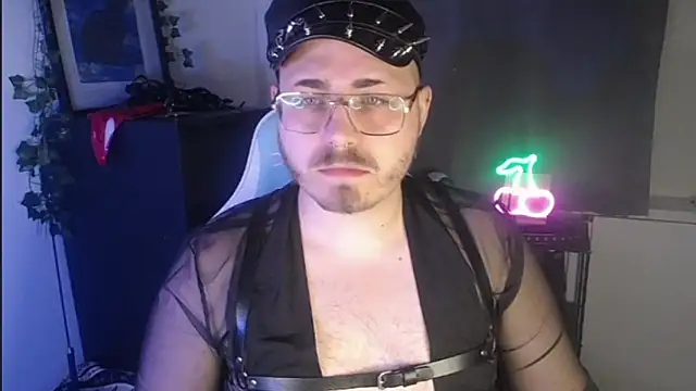 Snapshot of FabianKinky chatting on 24, 9, 2025 FabianKinky online show from 24, 9, 2025