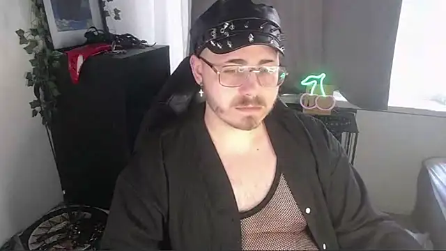 Snapshot of FabianKinky chatting on 26, 9, 2025 FabianKinky online show from 26, 9, 2025