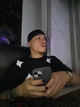 AlphaMasterXxx online show from 31, 10, 2025