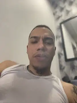 AlphaMasterXxx online show from 23, 11, 2025