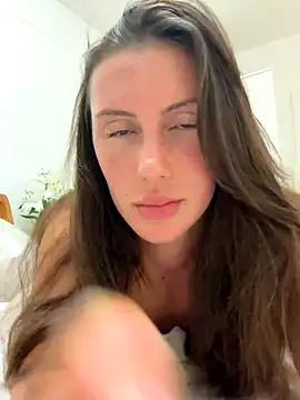 MilaRenee online show from 16, 10, 2025