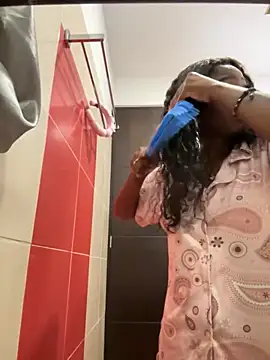 EmilyKisx online show from 8, 10, 2025