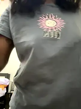 EmilyKisx online show from 16, 10, 2025