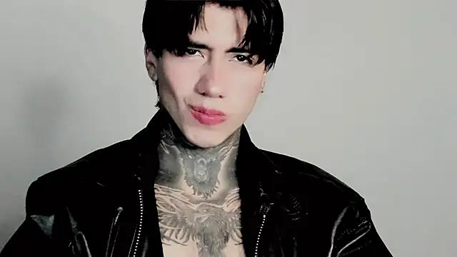 Snapshot of Alex_bdsmz chatting on 1, 11, 2025 Alex bdsmz online show from 1, 11, 2025