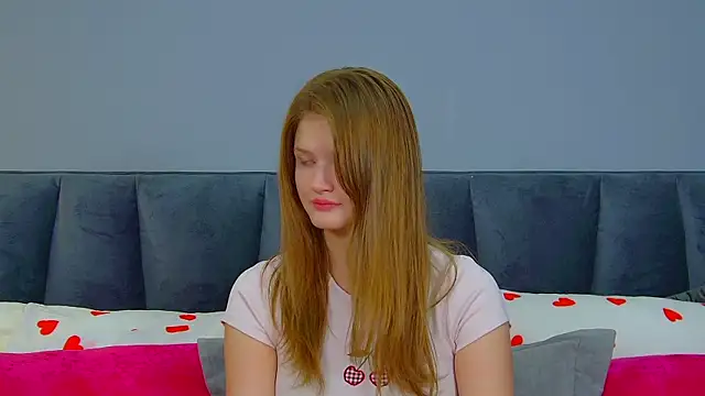 Snapshot of JaneRosen chatting on 4, 7, 2026 JaneRosen online show from 4, 7, 2026