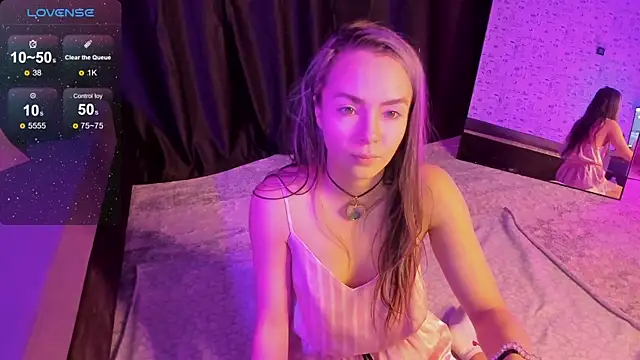 Snapshot of Little_Rockk chatting on 27, 10, 2025 Little Rockk online show from 27, 10, 2025