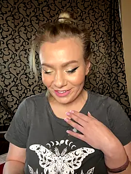 emmasweett11 online show from 19, 12, 2025