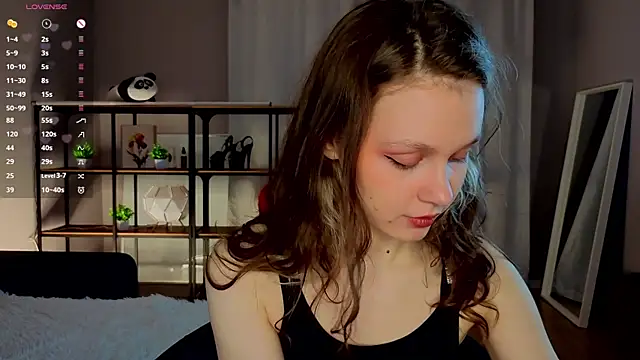 Snapshot of Tender_beauty chatting on 21, 4, 2026 Tender beauty online show from 21, 4, 2026