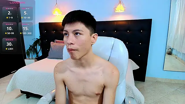 Abraham horny18 online show from 9, 9, 2025