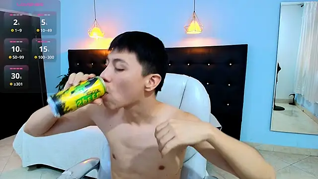 Abraham horny18 online show from 20, 9, 2025