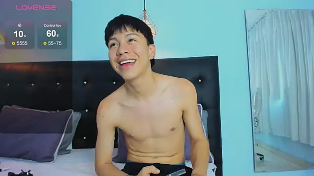 Abraham horny18 online show from 11, 11, 2025