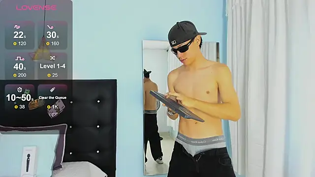 Abraham horny18 online show from 15, 11, 2025